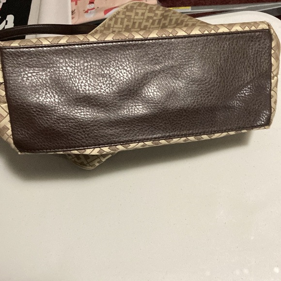Tommy Monogram Canvas Bag NEW WITHOUT TAGS - Picture 2 of 11